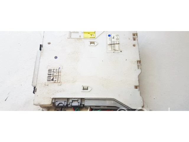 Блок предохранителей 827053050, 8270-53050 Lexus IS 220D-250-350