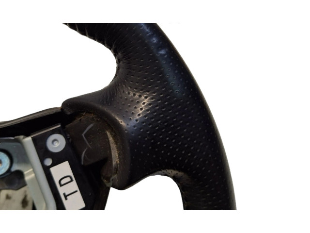 Volant Nissan Juke I F15 2012