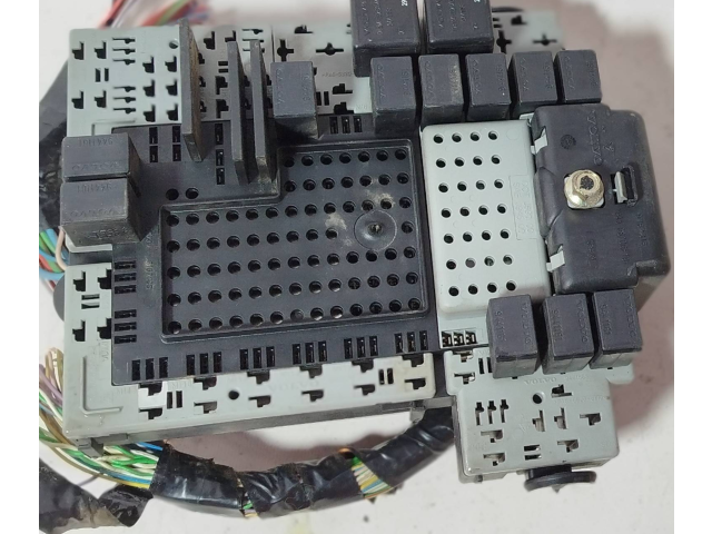 Ящик предохранителей (комплект) 9441584, 9162316   Volvo V70