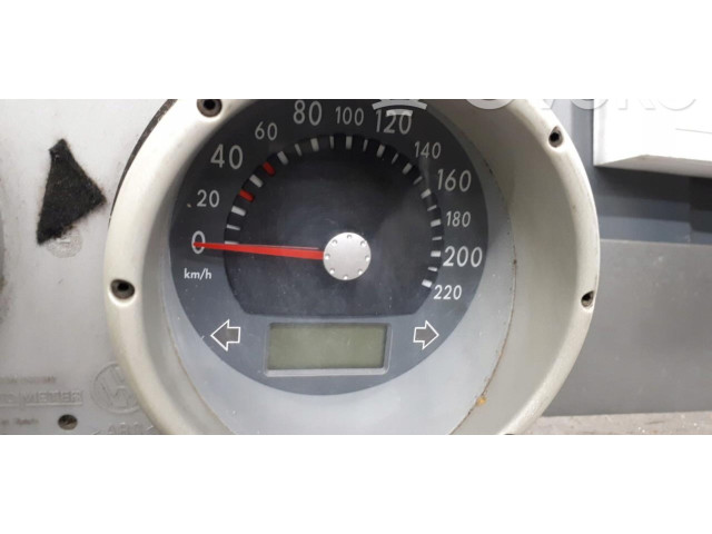 Панель приборов 5220301800 Volkswagen Lupo