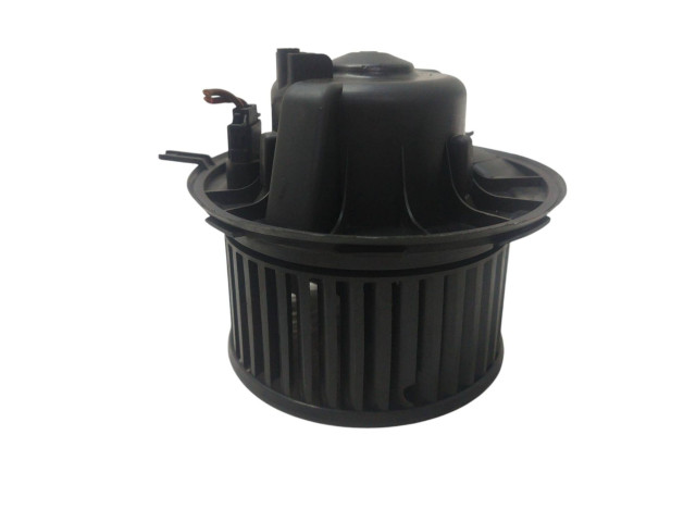 Вентилятор печки    1K1819015   Skoda Octavia Mk2 (1Z)