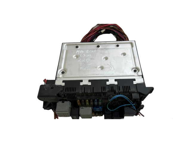 Блок предохранителей 2115453101   Mercedes-Benz E W211    