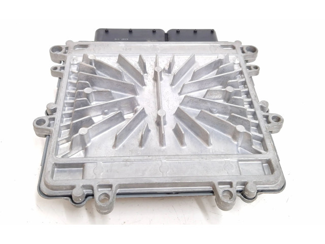 Блок управления двигателя 30771550, 1039S18372   Volvo XC90