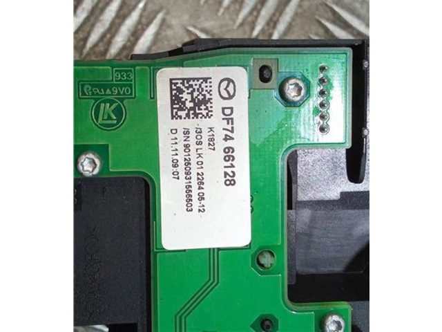 Переключатель дворников DF7466128, LK0122640512 Mazda MX-6