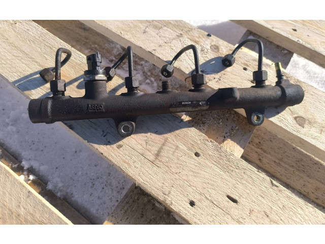 Топливная рампа 8200330912, 063720L4   Renault Trafic II (X83)  