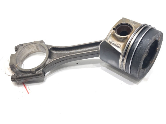 Поршень с шатуном    CXX   Volkswagen Golf VII