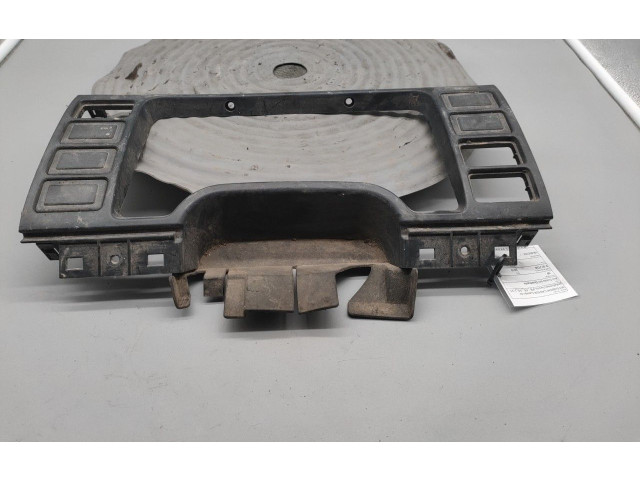 Панель приборов MK405104 Mitsubishi Carisma