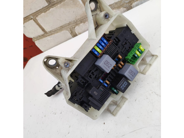 Pojistková skříňka A2059981301 Mercedes-Benz C W205 2018