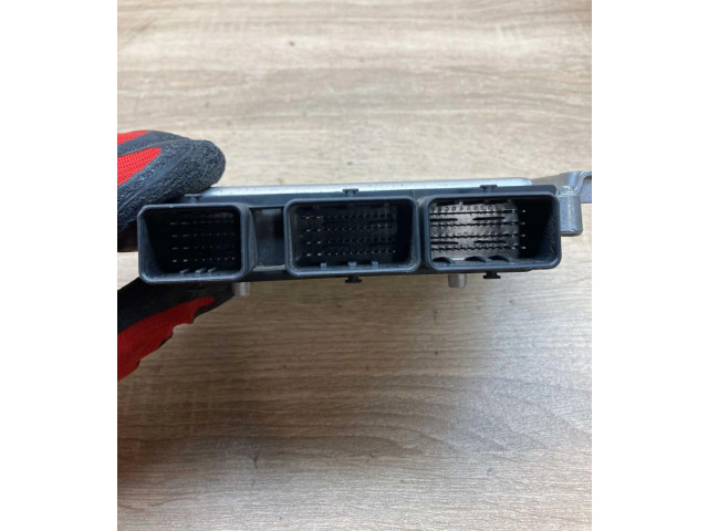 Řídící jednotka 9663548180, 9666266580 Peugeot 307 CC 2003