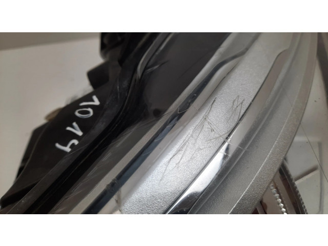 Передняя фара