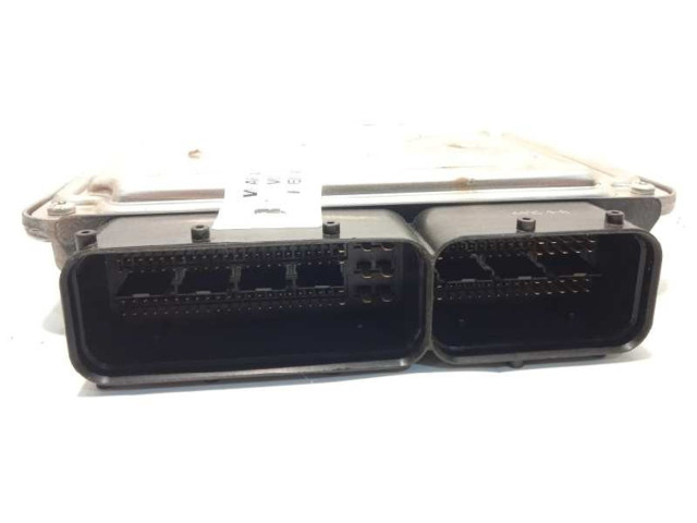 Řídící jednotka 03G906021AR, 0281012469   Volkswagen Caddy 2007