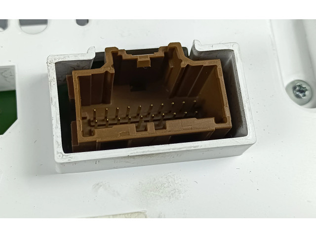 Панель приборов 68402708AB Jeep Grand Cherokee