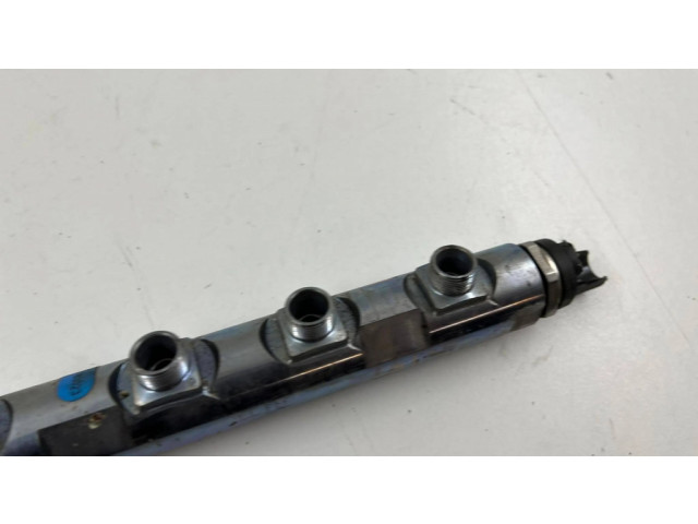 Vstřikovací lišta 7805423, 00696312 BMW X5 F15 pro naftový motor 3.0