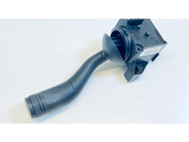 Ручка стеклоочистителей