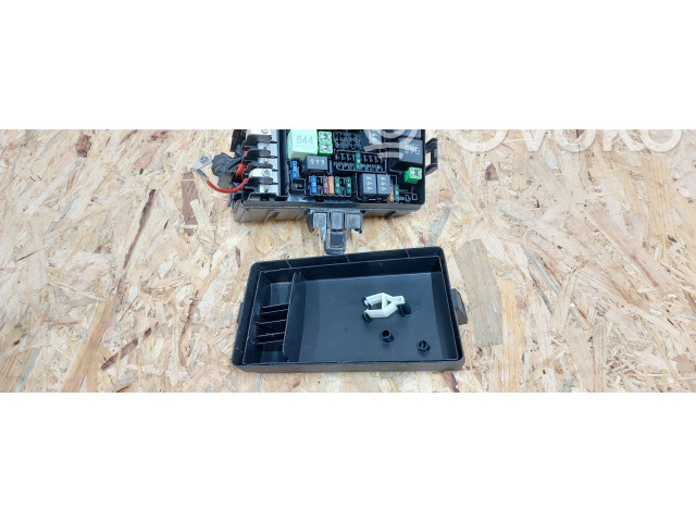 Блок предохранителей 5Q0907361D, 5Q09371125B Skoda Octavia Mk3 (5E)