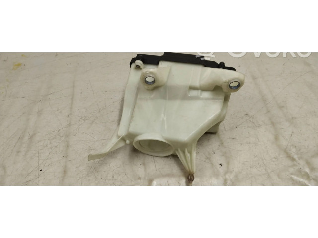 Pojistková skříňka A2055402328 Mercedes-Benz C W205 2017