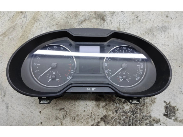 Панель приборов 5E0920851E, 250899004 Skoda Octavia Mk3 (5E)
