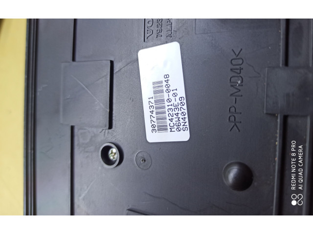 Блок управления климат-контролем 30774371 Volvo S80