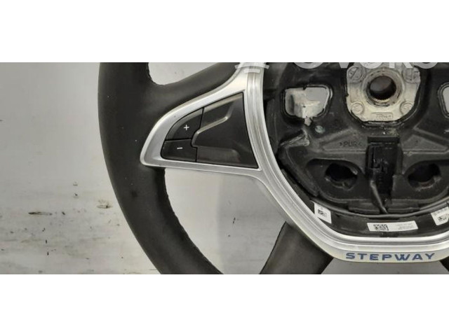 Руль Dacia Sandero - года 484007478R