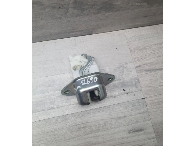 Zámek zadních dveří Subaru Forester SH 2010