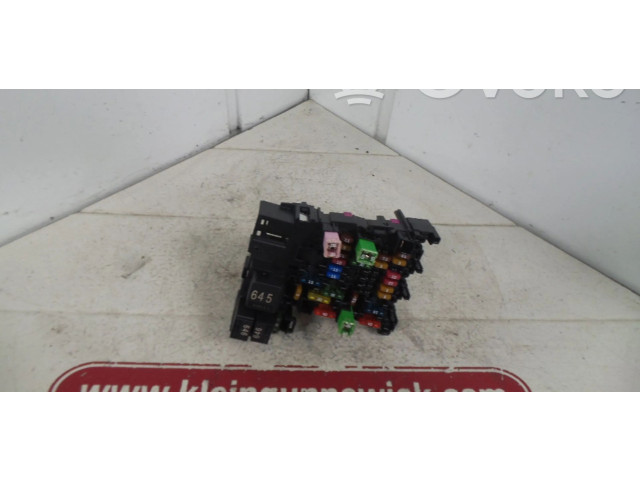 Блок предохранителей 5Q0937615C Audi A3 S3 8V