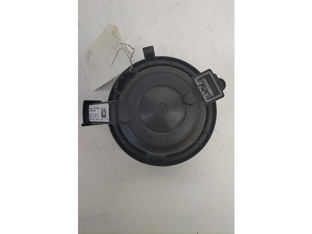 Вентилятор печки    272102302R   Renault Twingo III