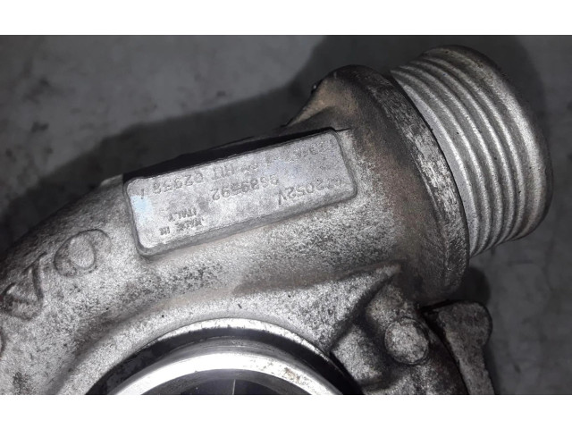  Турбина Volvo S60  8689592         