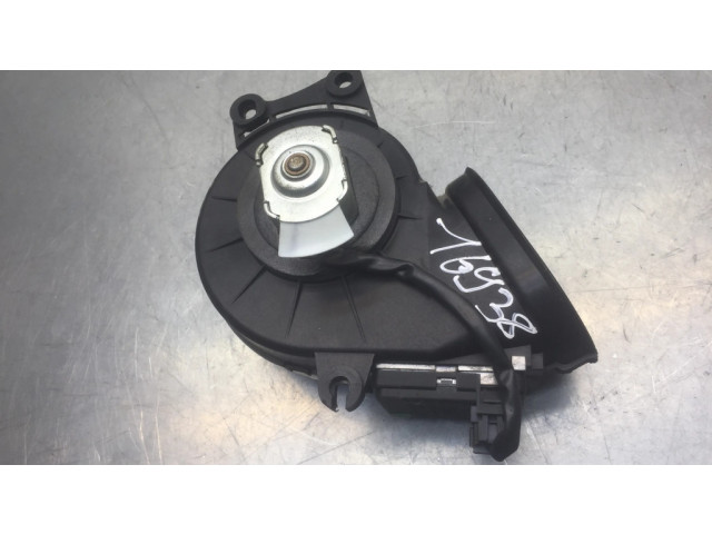 Мотор вентилятора передней двери