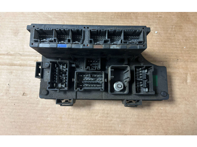 Блок предохранителей P04692207AG Jeep Patriot