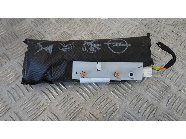 Подушка безопасности в сиденье    Opel Grandland X