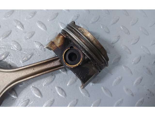 Píst 04E198401AE, 05E107065AE Volkswagen T-Roc