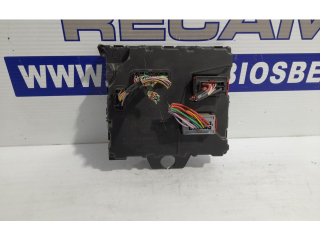 Pojistková skříňka 284B15651R Renault Kangoo 2016