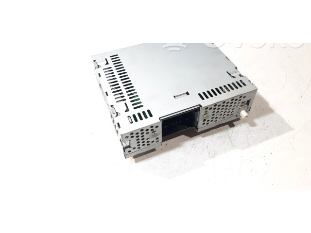 Радио/ проигрыватель CD/DVD / навигация