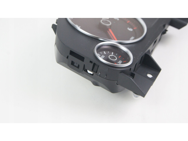 Přístrojová deska Volkswagen Touareg II 2013 7P6920980A, 7P6920980A