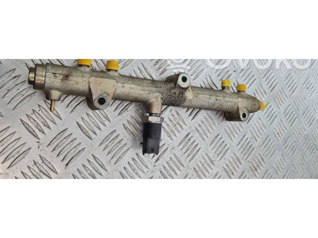 Топливная рампа Jeep Cherokee III KJ