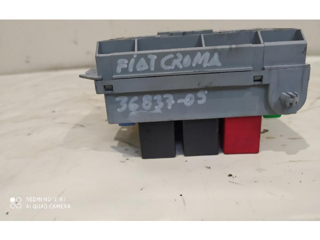   Pojistková skříňka 51738102   Fiat Croma 2005