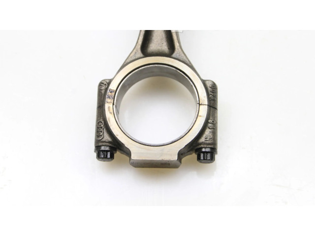 Píst Volkswagen Tiguan CBAB,CFFB