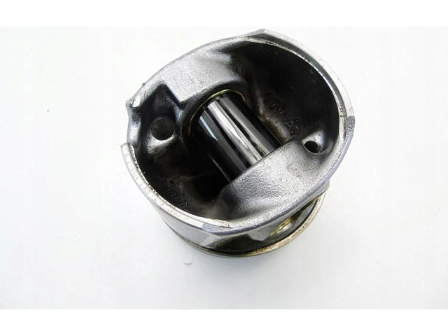 Поршень 81L155 Audi A6 C7