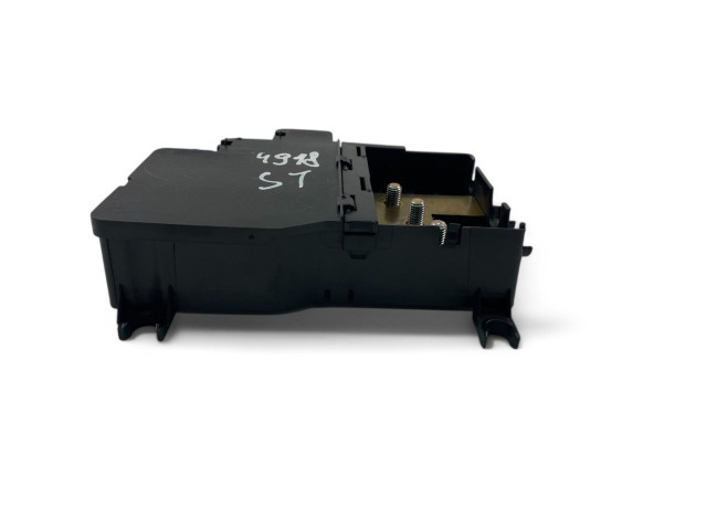 Блок предохранителей 3D0937548B Volkswagen Phaeton