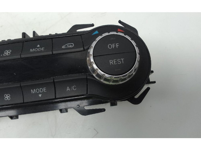 Блок управления климат-контролем A2469000715   Mercedes-Benz GLA W156