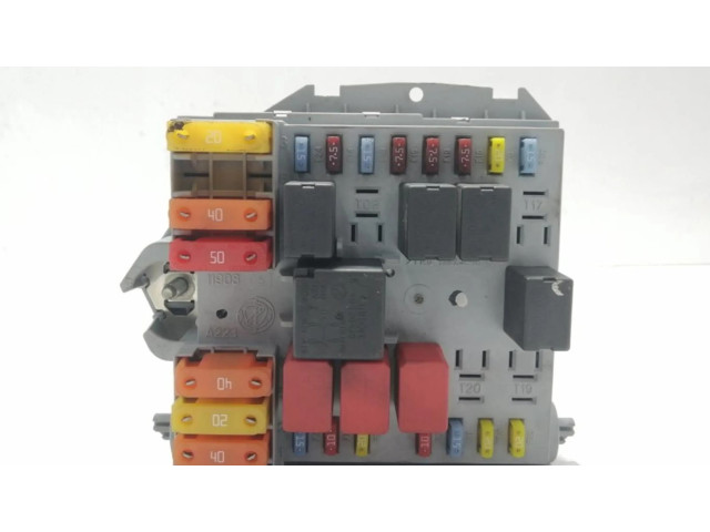 Блок предохранителей 50510968 Alfa Romeo 166