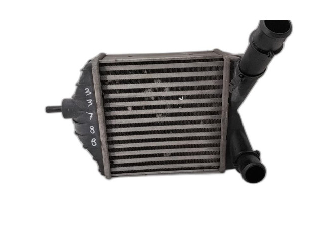 Интеркулер  46836770, 188A9000   Fiat Idea 