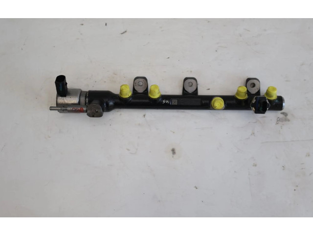 Vstřikovací lišta 175211218R, 175211218R Nissan Navara D23 YS23DDTT