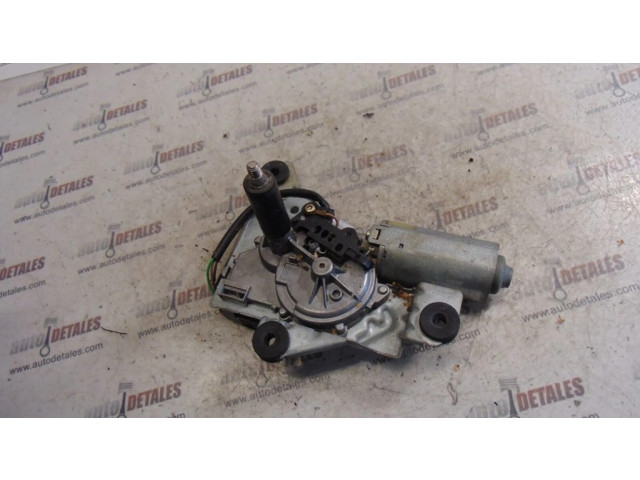 Моторчик заднего дворника 0390206517 Mitsubishi Carisma