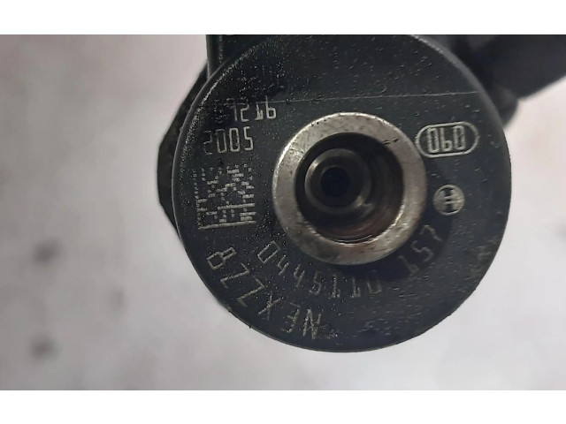 Vstřikovač 0445110157   Audi A8 S8 D3 4E     