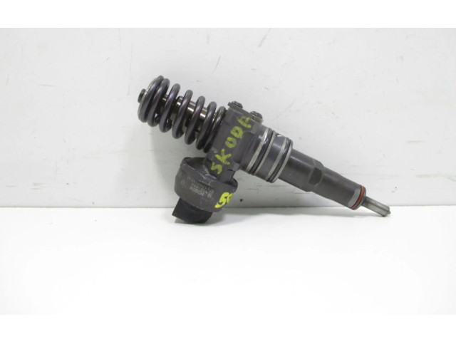 Форсунка 038130073AG Skoda Octavia Mk2 (1Z)