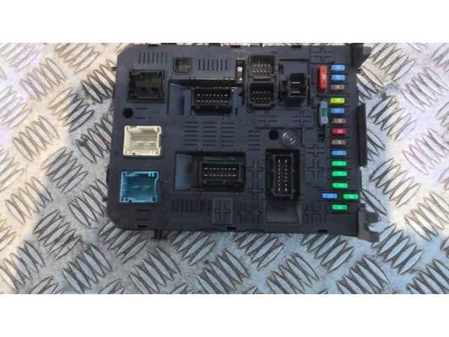 Pojistková skříňka Řídící jednotka BSM 6570A0   Peugeot 3008 I 2009