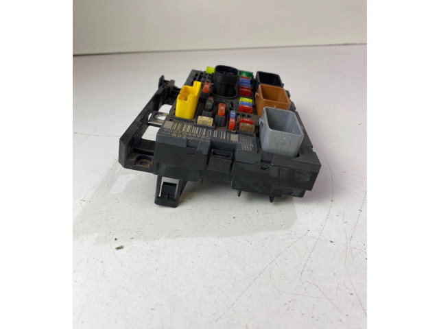 Блок предохранителей 9667044980, R02 Citroen C5