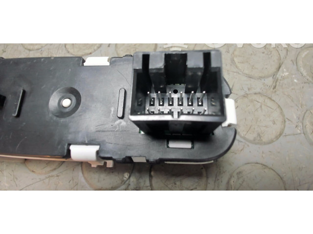 Дисплей    94573218, 94573210   Chevrolet Spark