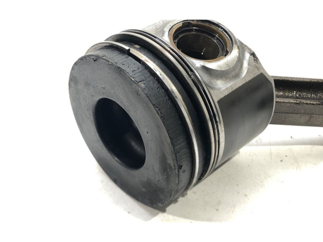 Поршень с шатуном BKP Volkswagen PASSAT B6